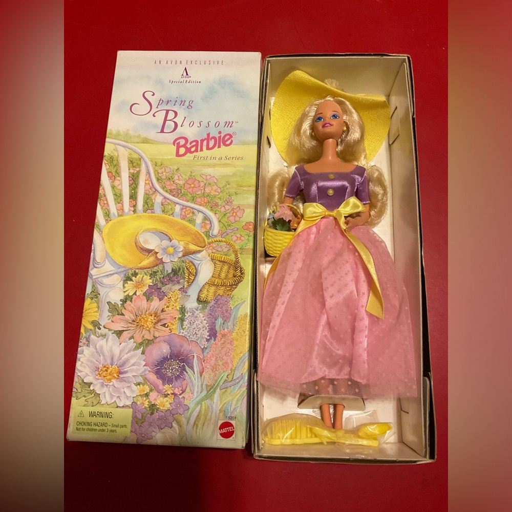 Barbie “1996” Avon Spring Blossom